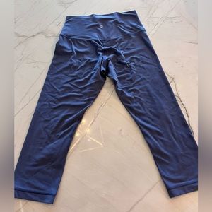 Lululemon Capri Align Leggings Size 6 Purple/Gray